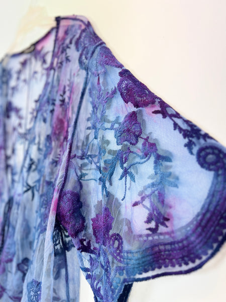 Embroidered dolman cardigan with ties