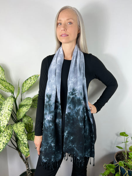 Oversized tassel scarf