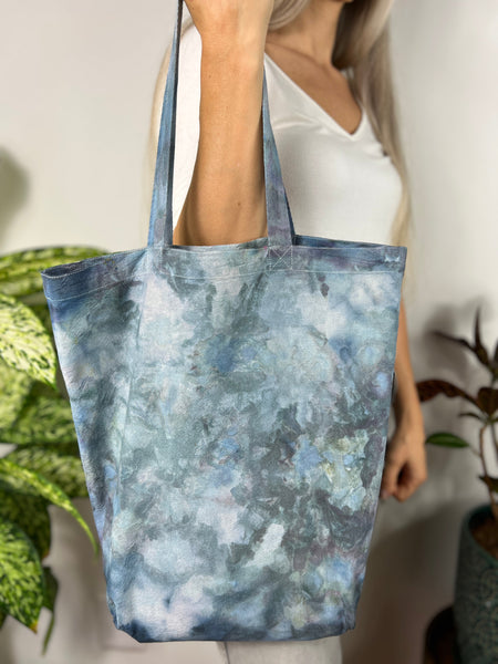 Canvas tote