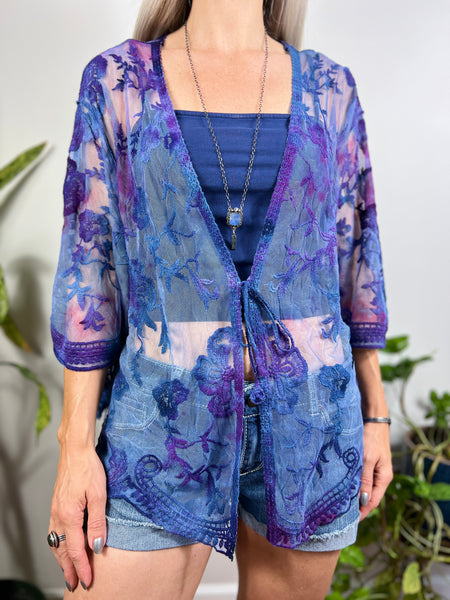 Embroidered dolman cardigan with ties