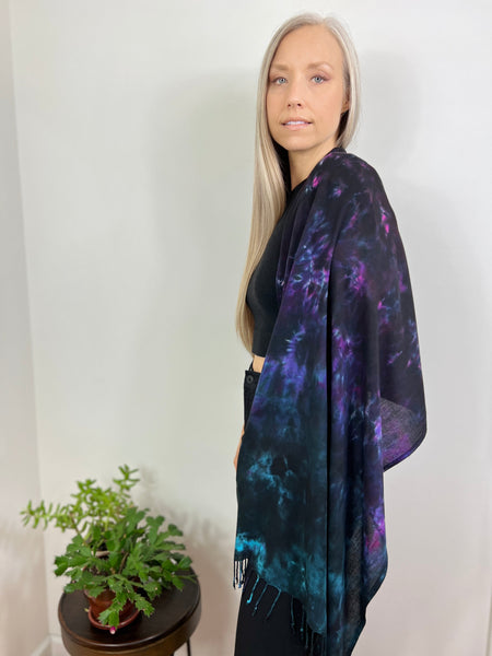 Oversized tassel scarf