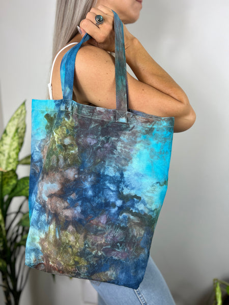 Canvas tote