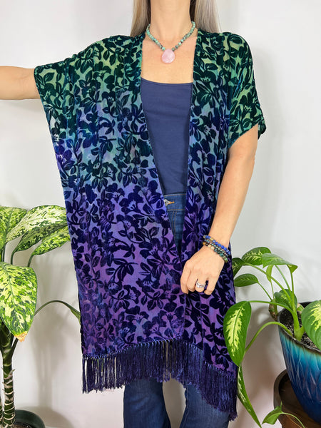 Floral velvet kimono