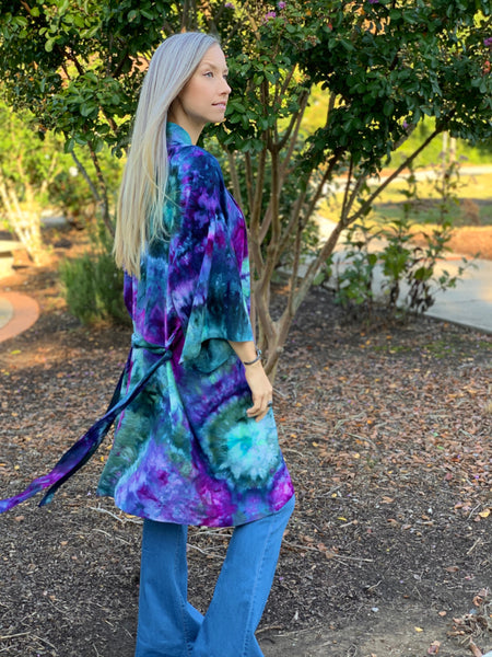Vibrant bullseye kimono robe
