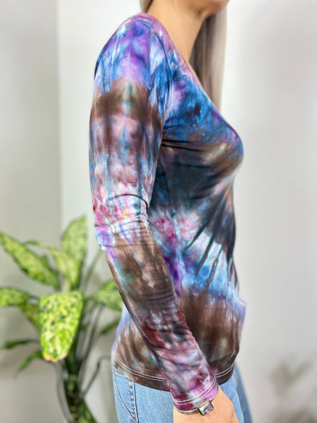 Fitted double scoop top