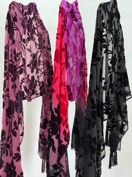 Surrender velvet shawl