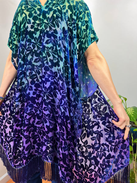 Floral velvet kimono