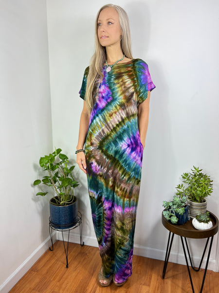 Maxi dress w/ pockets