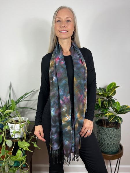 Scarf w/ tassels