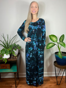 Long sleeve maxi dress w/ pockets