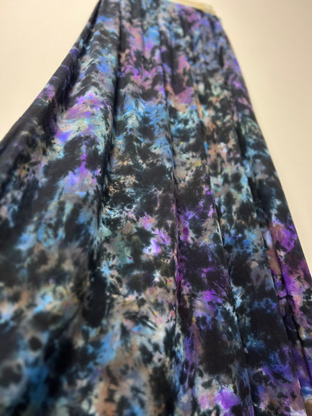 Maxi skirt w/ slits