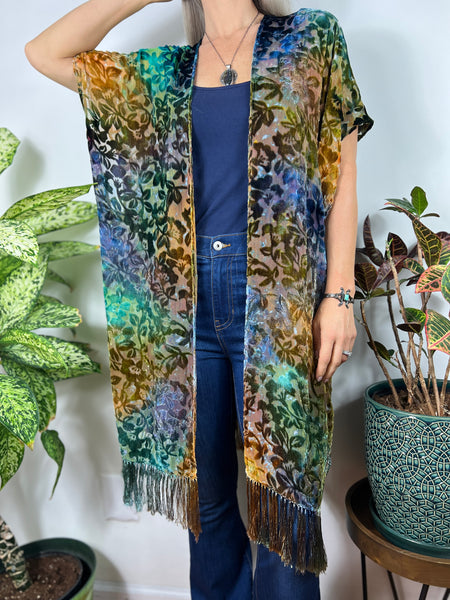 Floral velvet kimono