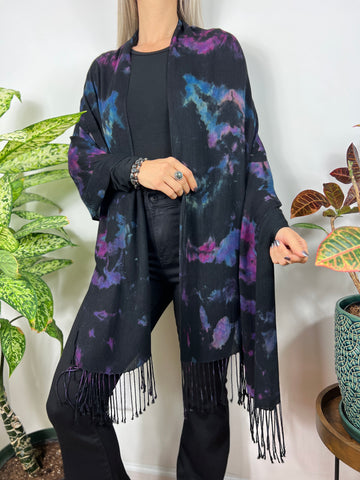 Bamboo fringe shawl