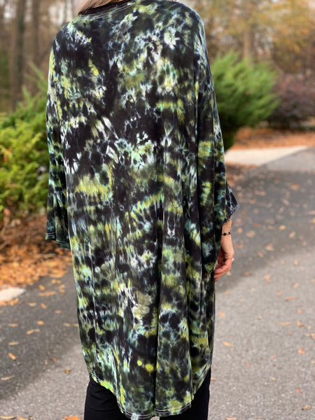 Wide sleeve duster